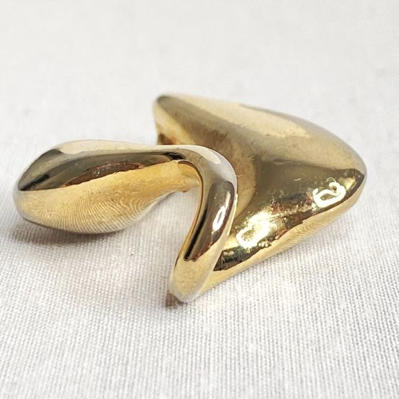 Modernist bstract Teardrop Heart? Gold Tone Pendant - Picture 6 of 7